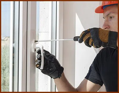 Locksmith Key Shop New York, NY 212-220-3717 - 47-2